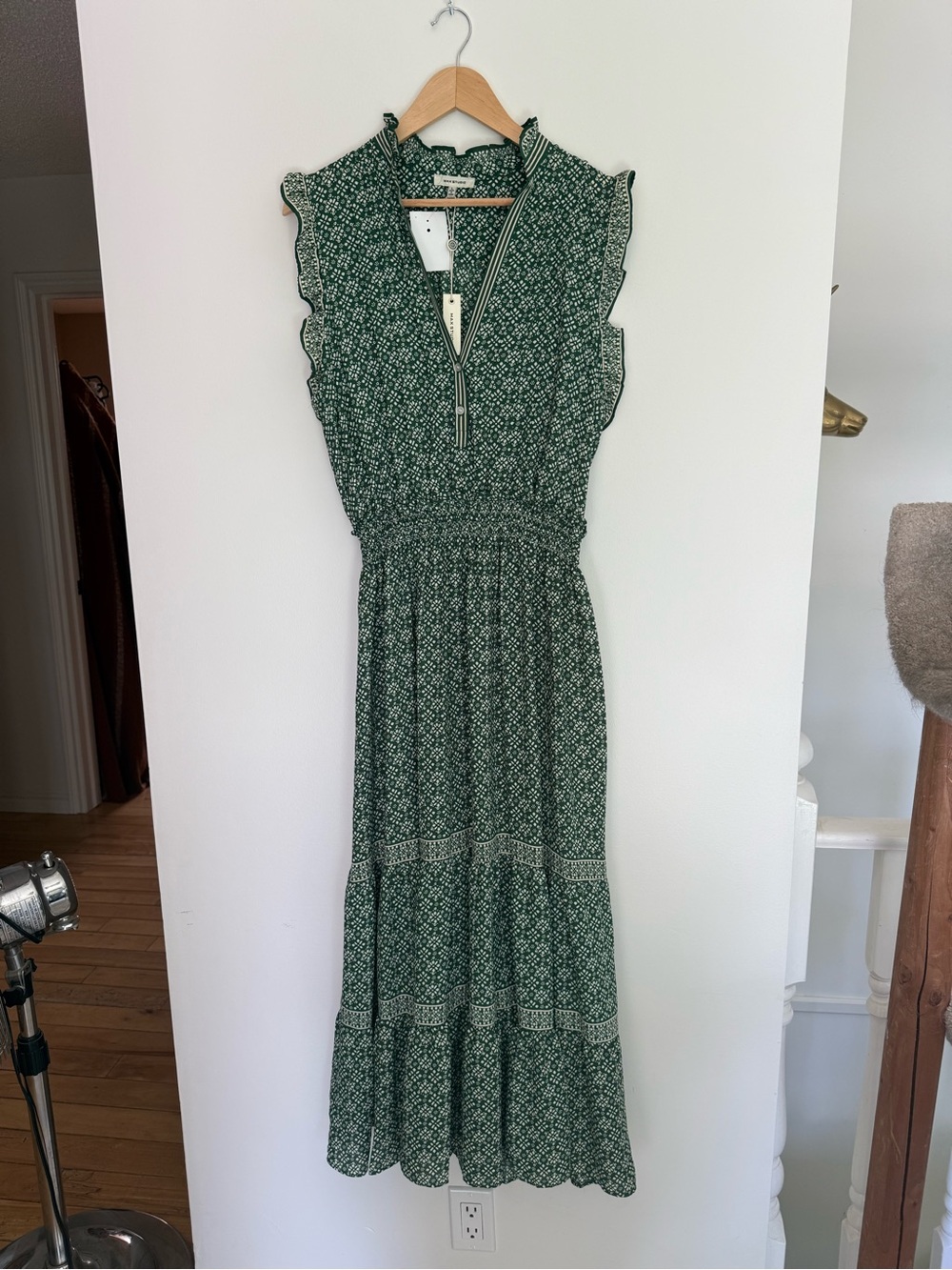 Max Studio Green Floral Maxi Dress with Ruffle Sleeves